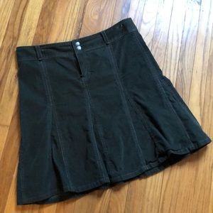 Athleta dark green corduroy skirt